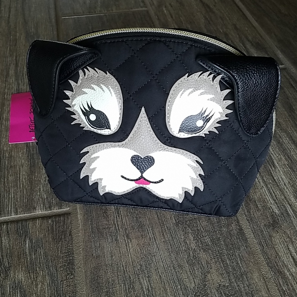Nwt Betsey Johnson quilted cosmetic bag